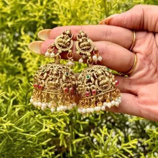 Earring