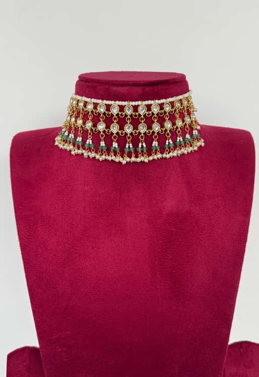 Petalie jadau necklace set