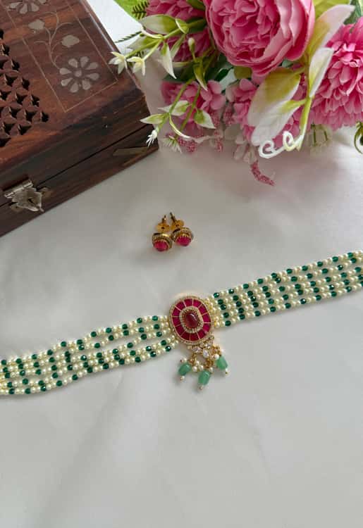 Aveline pearl jadau choker set