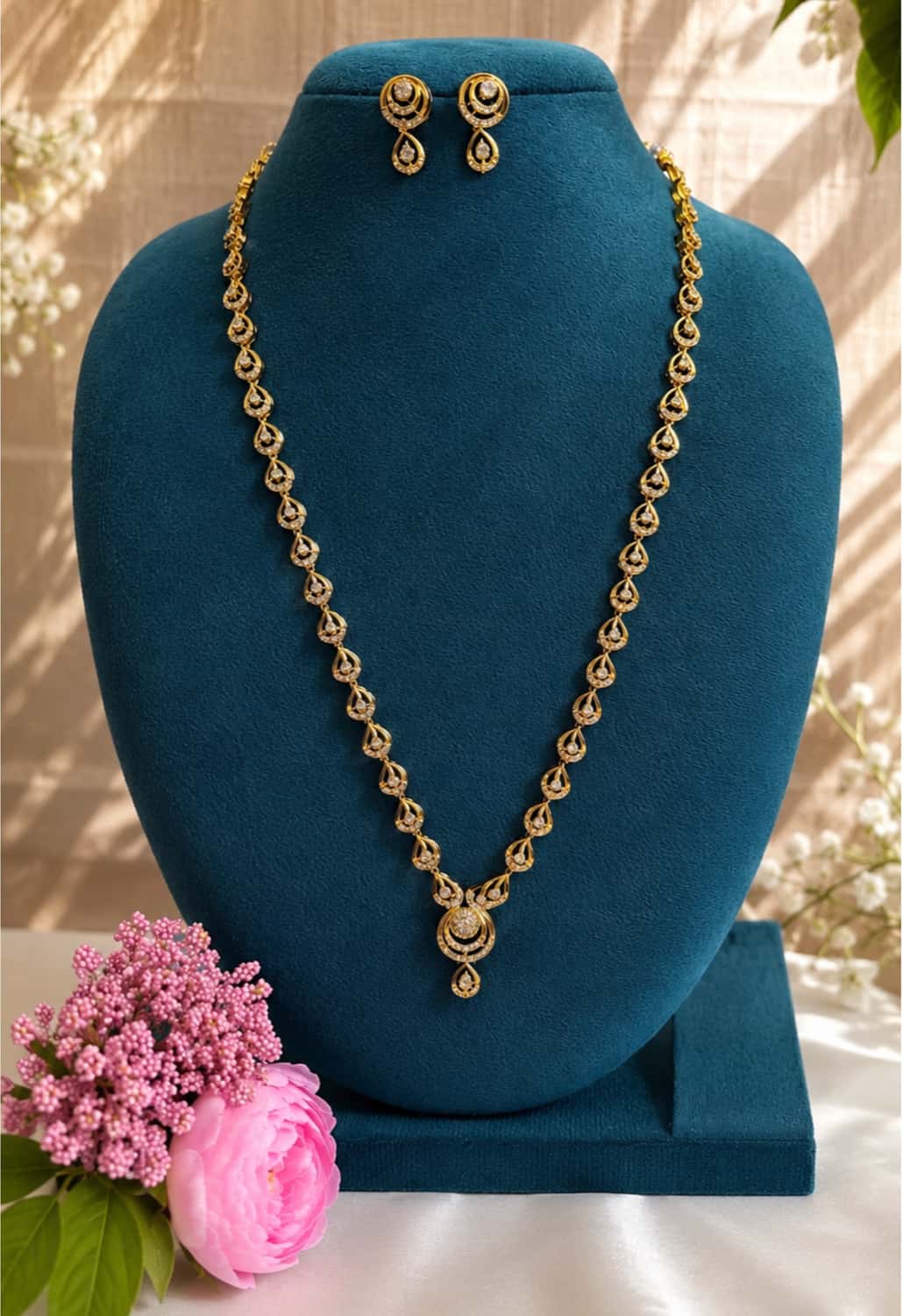Varmukil AD haram necklace